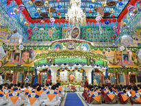 Zone 3 - Pilgrims from Zone 3 experience divine spirit of Christmas in Prasanthi
