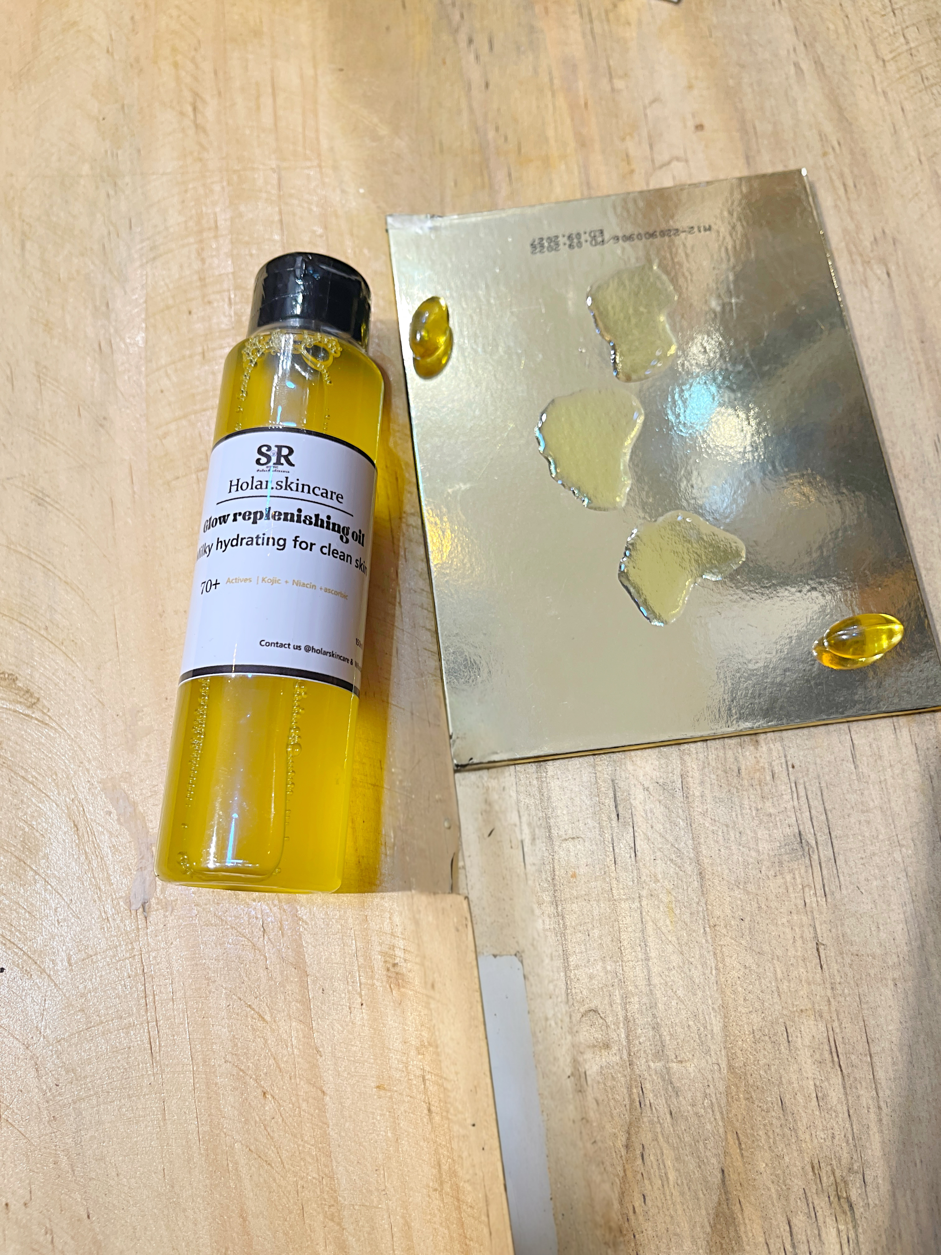 Glow replenish oil