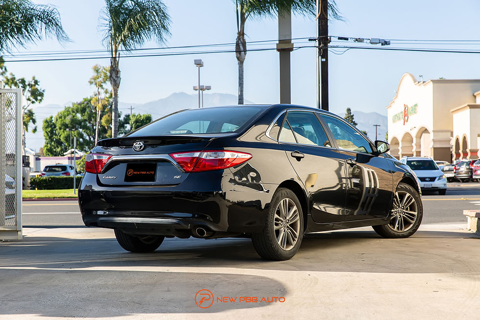 Thumbnail: 2017 Toyota Camry SE