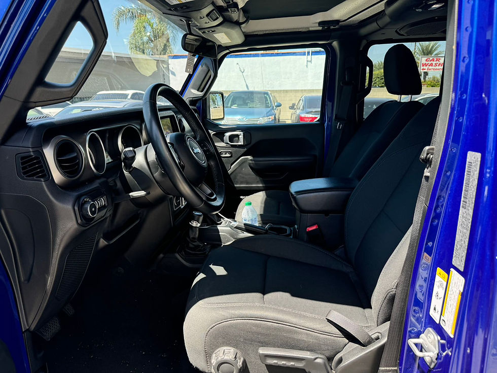 縮圖：2018 Jeep Wrangler Unlimited Sport S 4WD