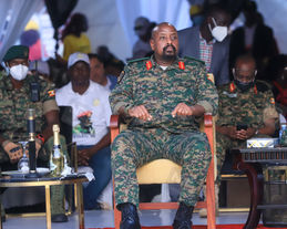 Ouganda : les ambitions présidentielles du fils aîné du président Museveni, se précisent