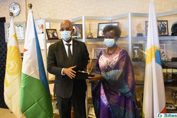 Djibouti / OIF : Louise Mushikawabo en visite officielle a la chambre de commerce