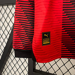 Miniatura: Camisola Manga Longa AC Milan principal 2023/24