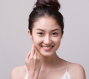naturalny model