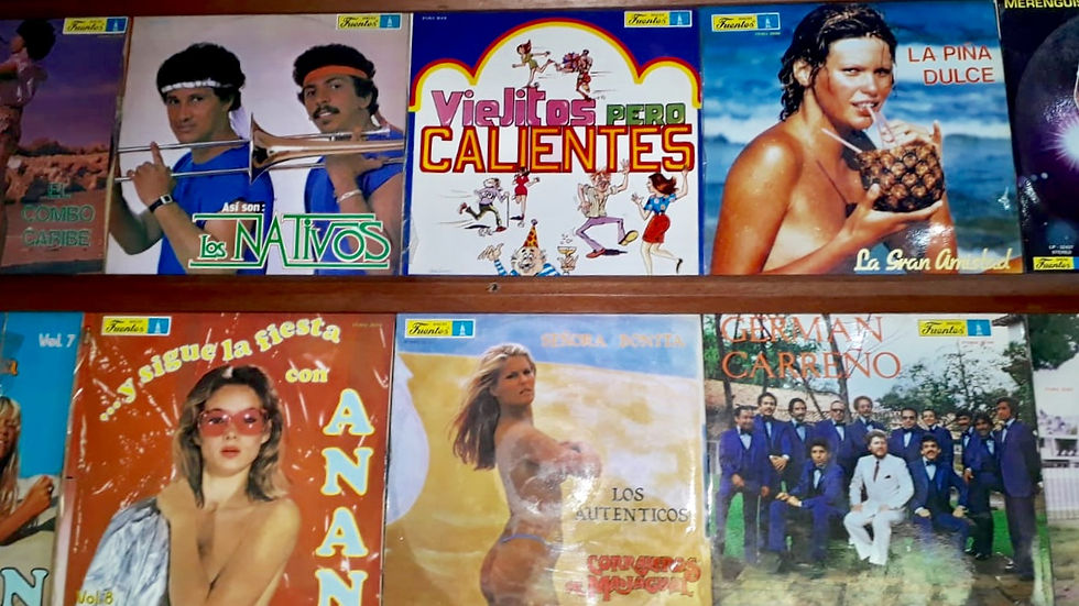 Carátulas de los acetatos producidos por Discos Fuentes