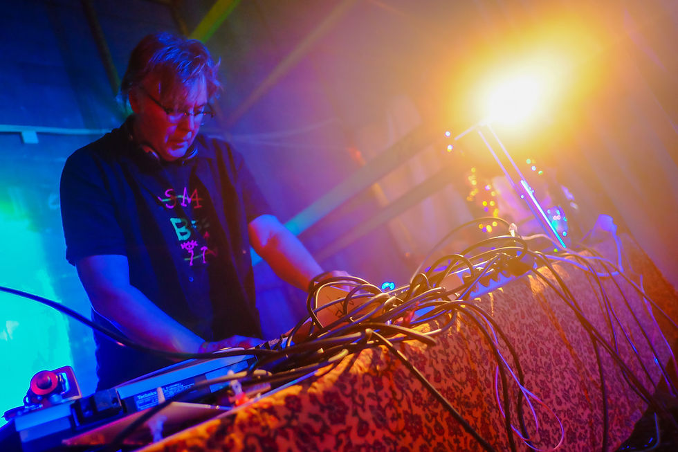 Curt Lundberg på Yoga DJ Sessions