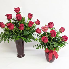premium vased roses.jpeg