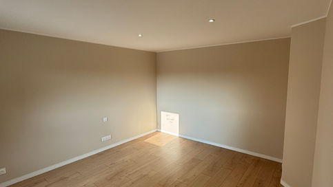 Création d'une chambre et d'une lingerie.