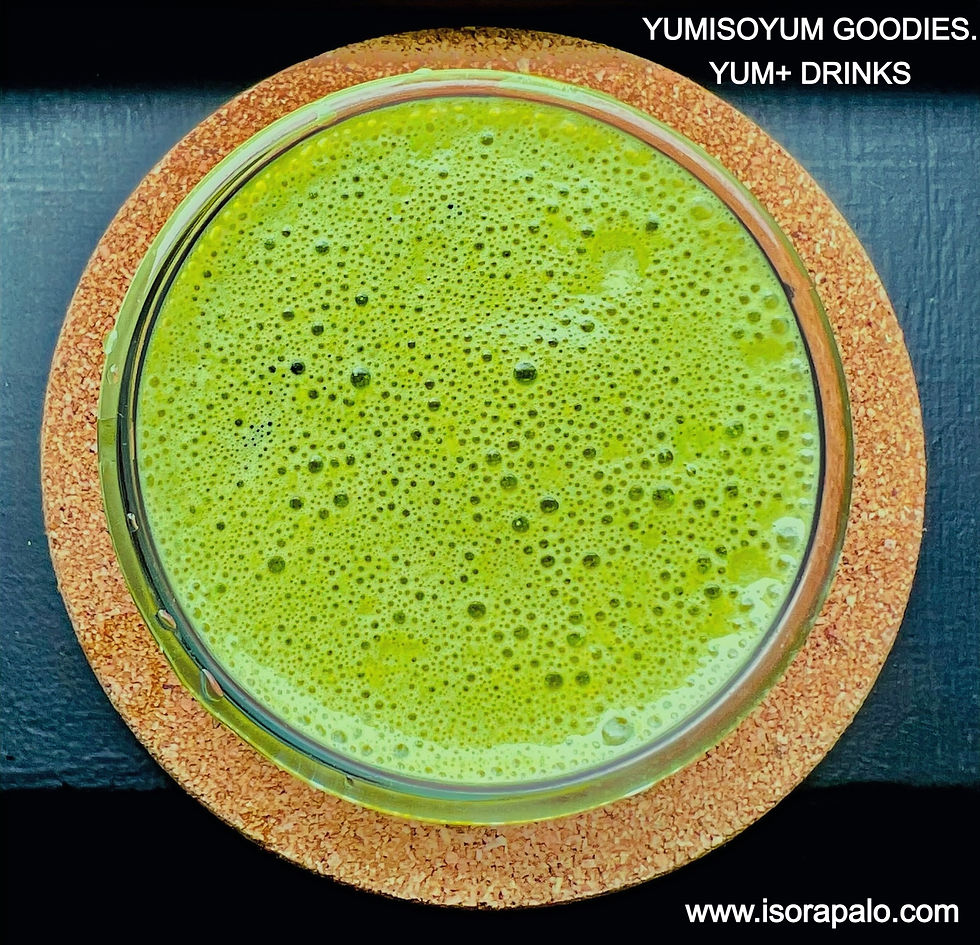 Green Goddess Smoothie with Spinach, Greek Yogurt, Bananas