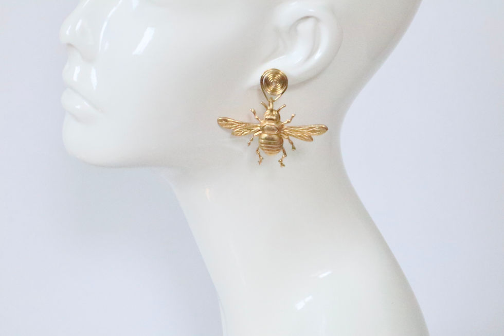 Thumbnail: Bee Bee
