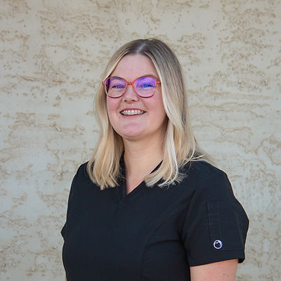 Linda-Mari Headshot.jpg