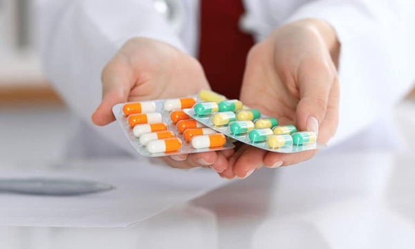 Những đối tượng nguy cơ cao nên trao đổi kỹ với bác sĩ trước khi sử dụng thuốc giảm đau kéo dài.