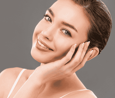 Why More Women in Their 40s Are Choosing JUVÉDERM VOLBELLA in Oman