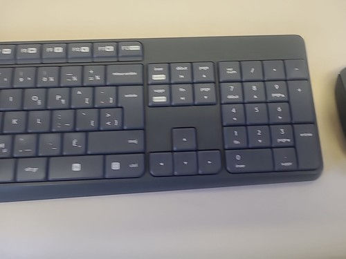 Miniature : Logitech MK235 Wireless Keyboard & Mouse Combo K235 M170 Used Tested