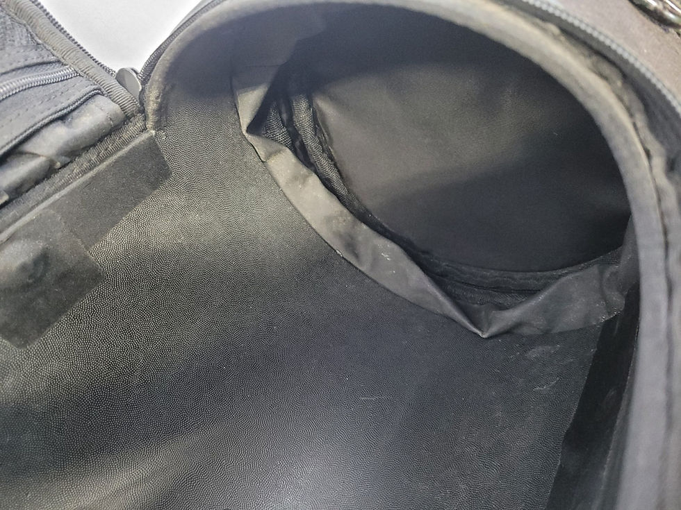 Thumbnail: Kuryakyn Freeloader Expandable Motorcycle Travel Luggage