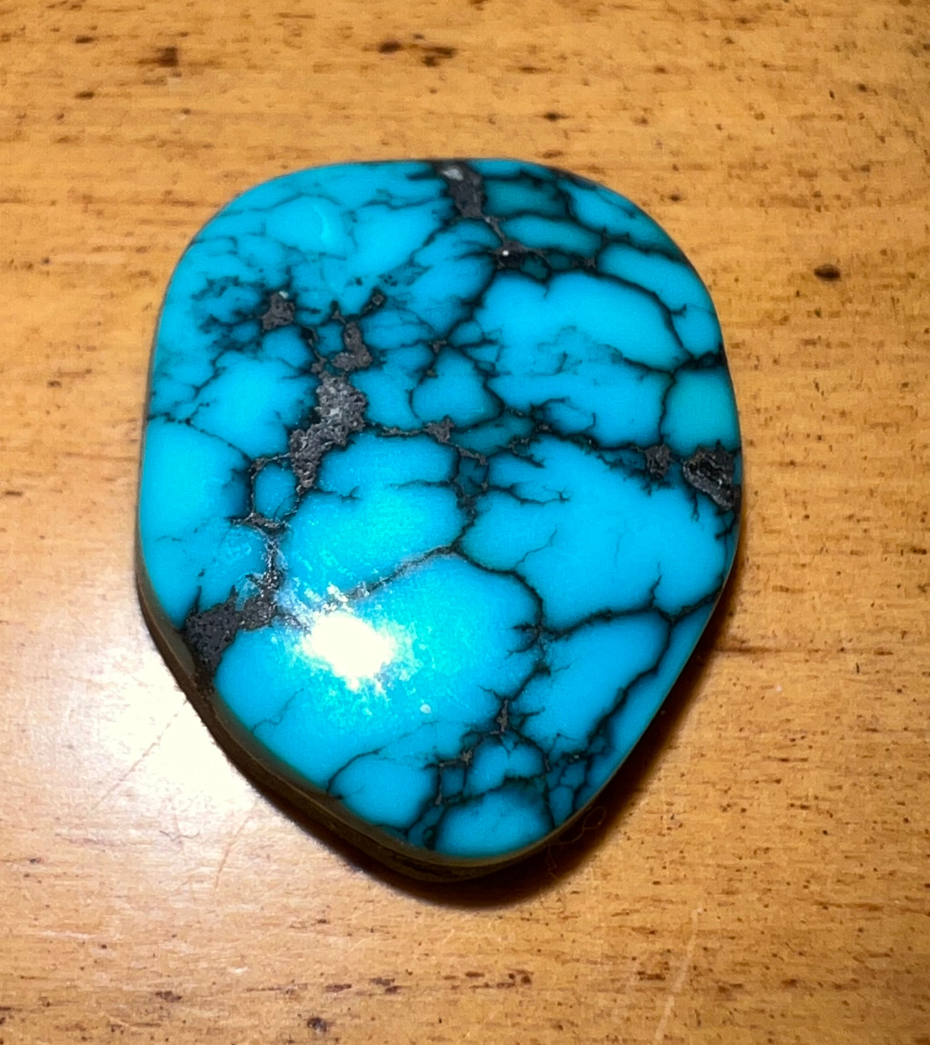 Yungai Temple Turquoise 8 carats HG.