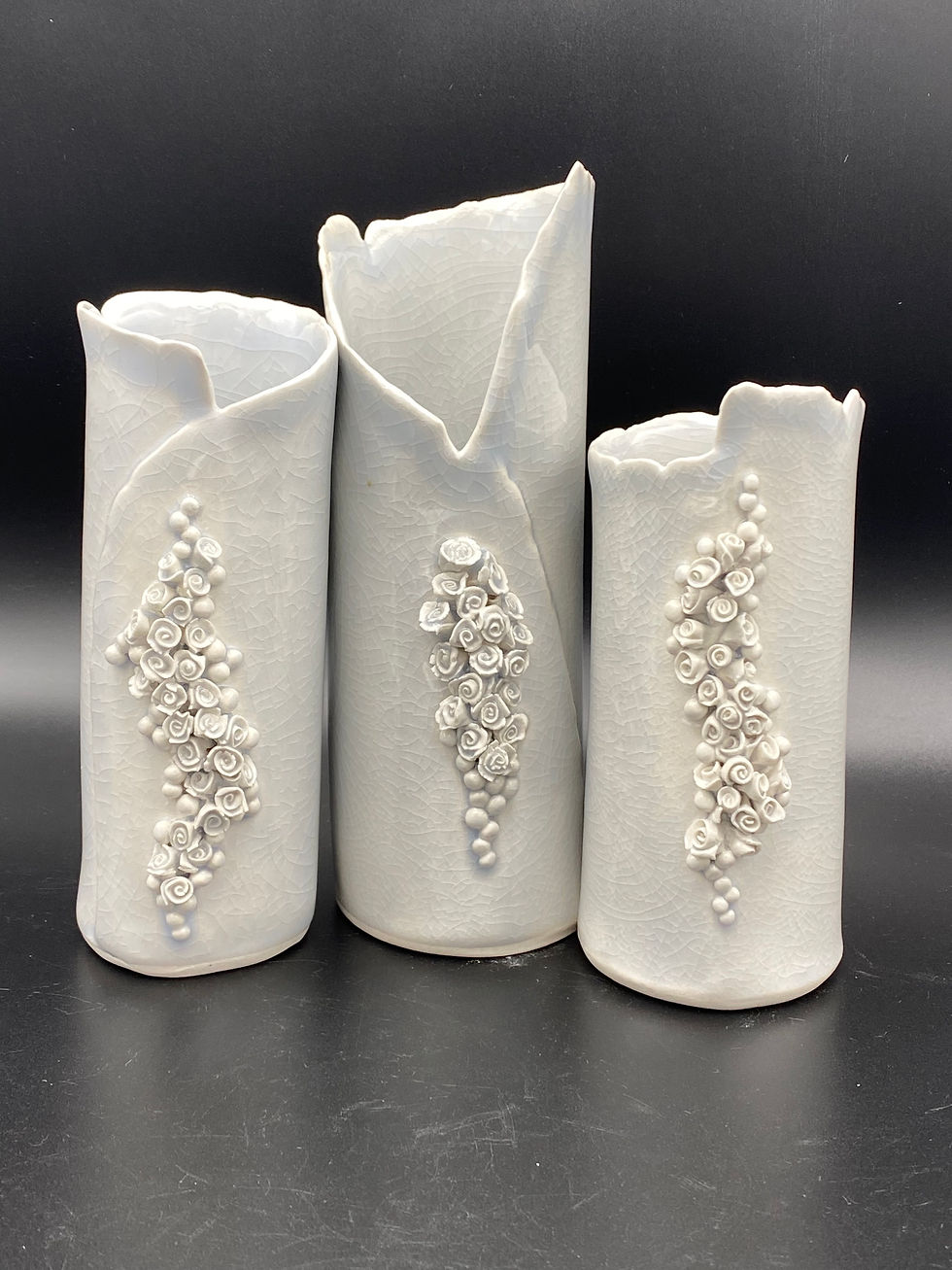 Thumbnail: Porcelain Roses and Pearls Vase