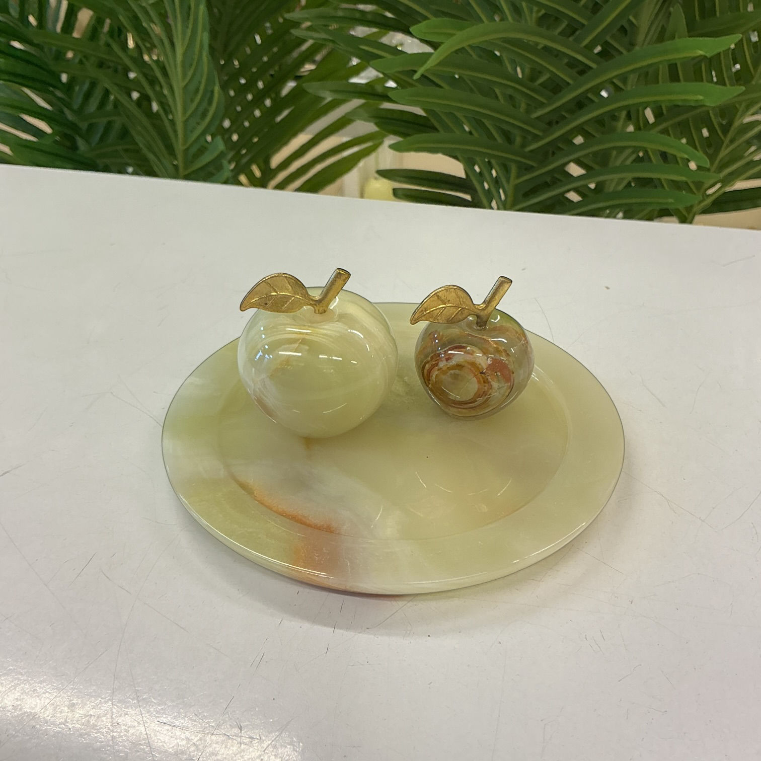 2’li Doğal Onyx Taşı Dekoratif Elma Biblo Seti Büyük Boy 5,5 cm Küçük Boy 4,5 cm