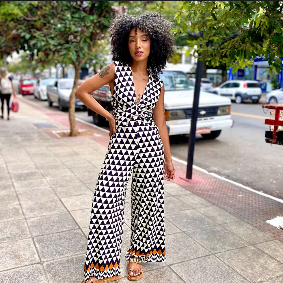 Macacão tambaqui gráfico