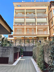 BILOCALE CON TERRAZZO A VIA COVIELLO