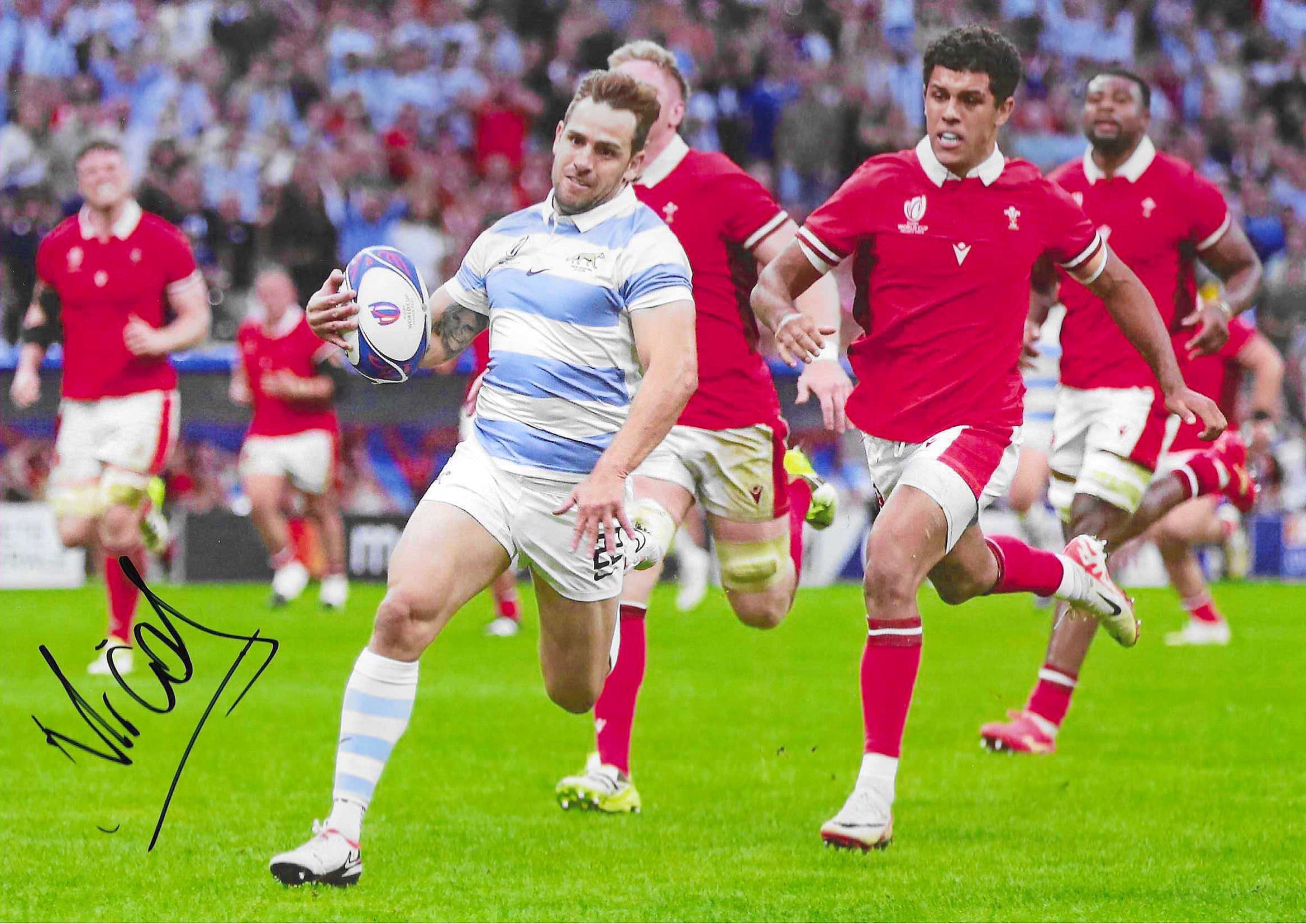 Nicolas Sanchez - Brive & Argentina Rugby - Signed A4 Photo