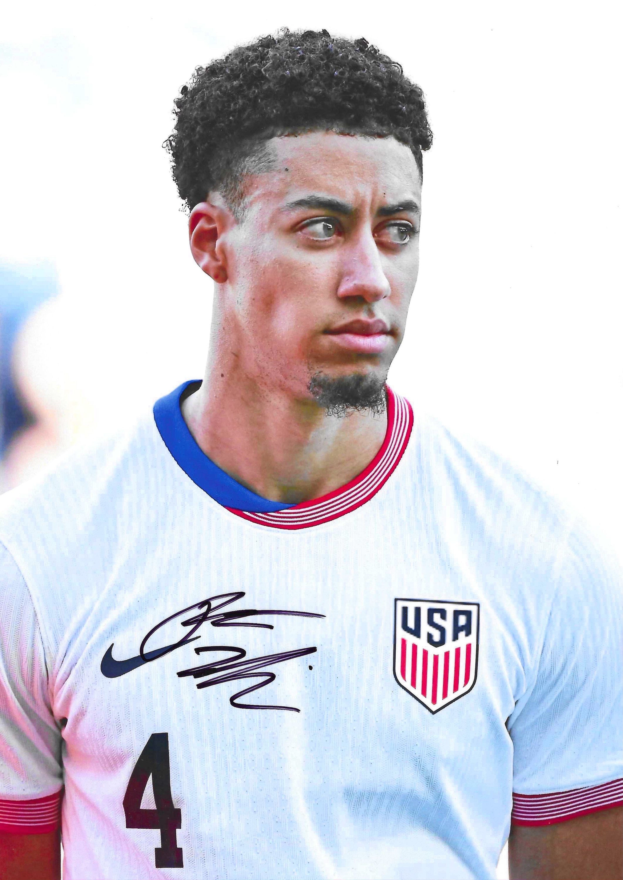 Jonathan Tomkinson - Norwich & USA Soccer - Signed A4 Photo