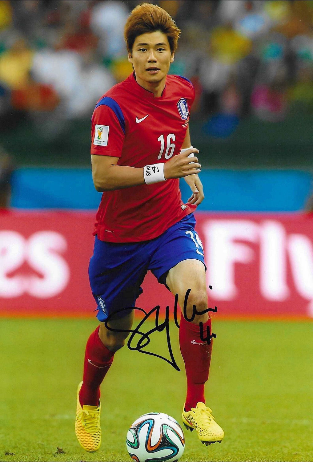 Ki Sung-Yueng - Newcastle United & South Korea  - Signed 12x8 Photo 