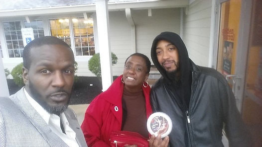 59542239_353422948626800_626420163648317