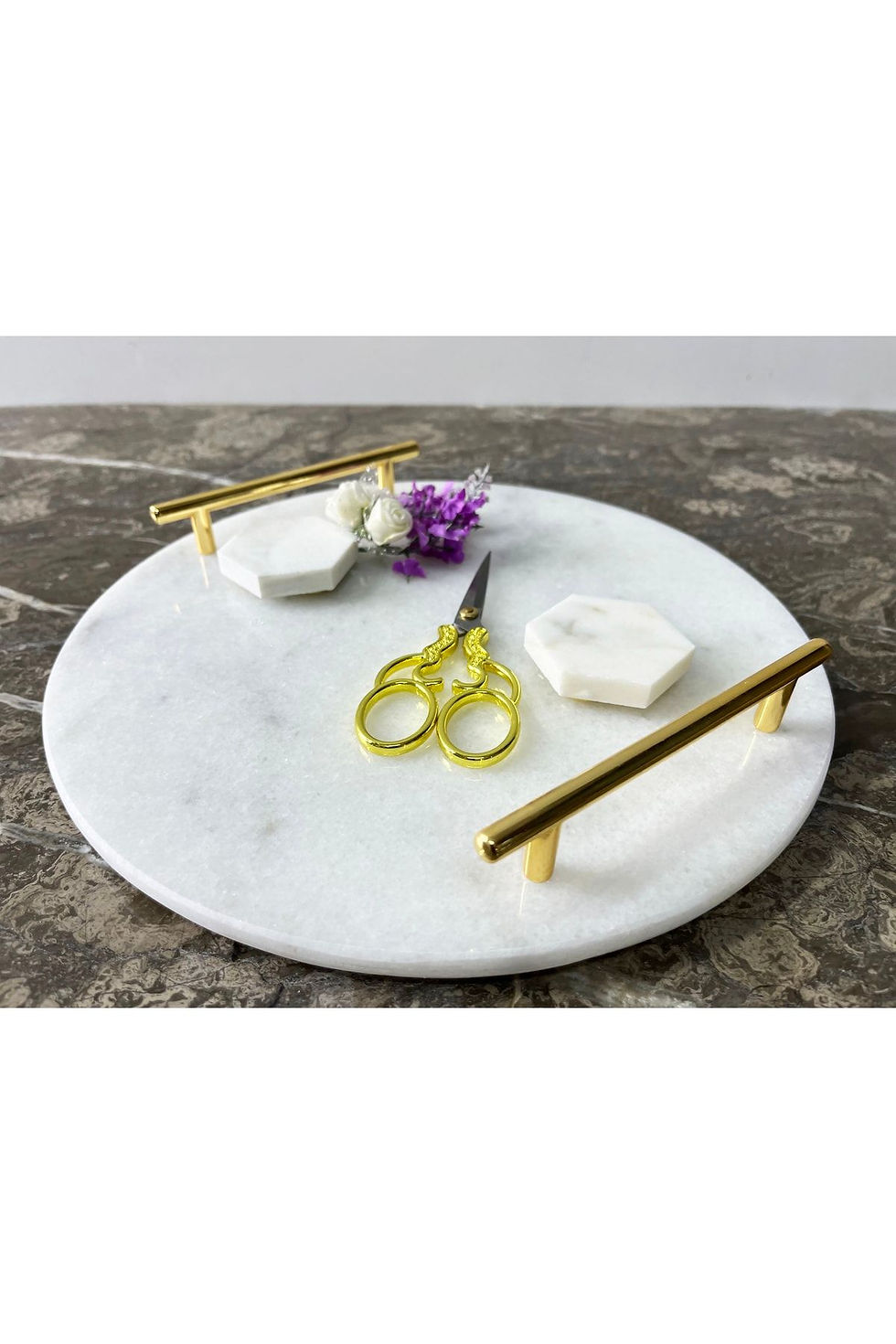 Thumbnail: Natural Marble Engagement / Promise Tray Round - Ring Riser And Scissors