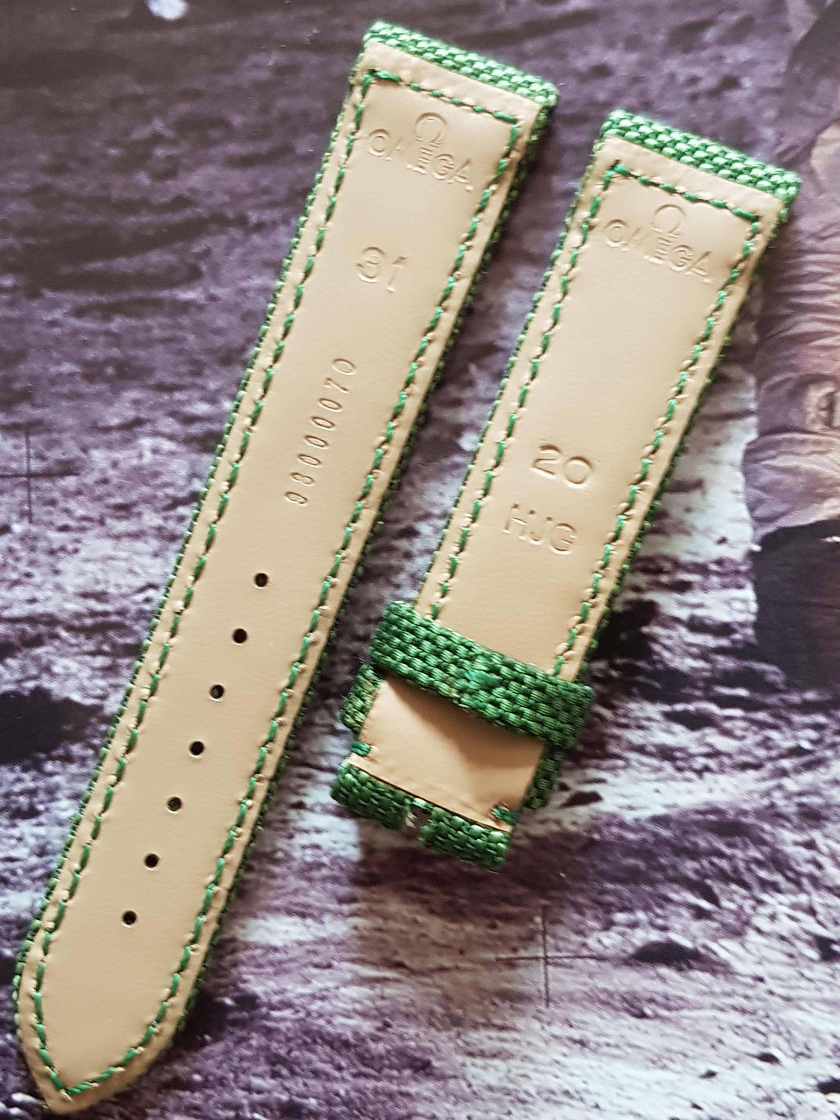 33 20mm GREEN Kevlar Buckle STD Length 