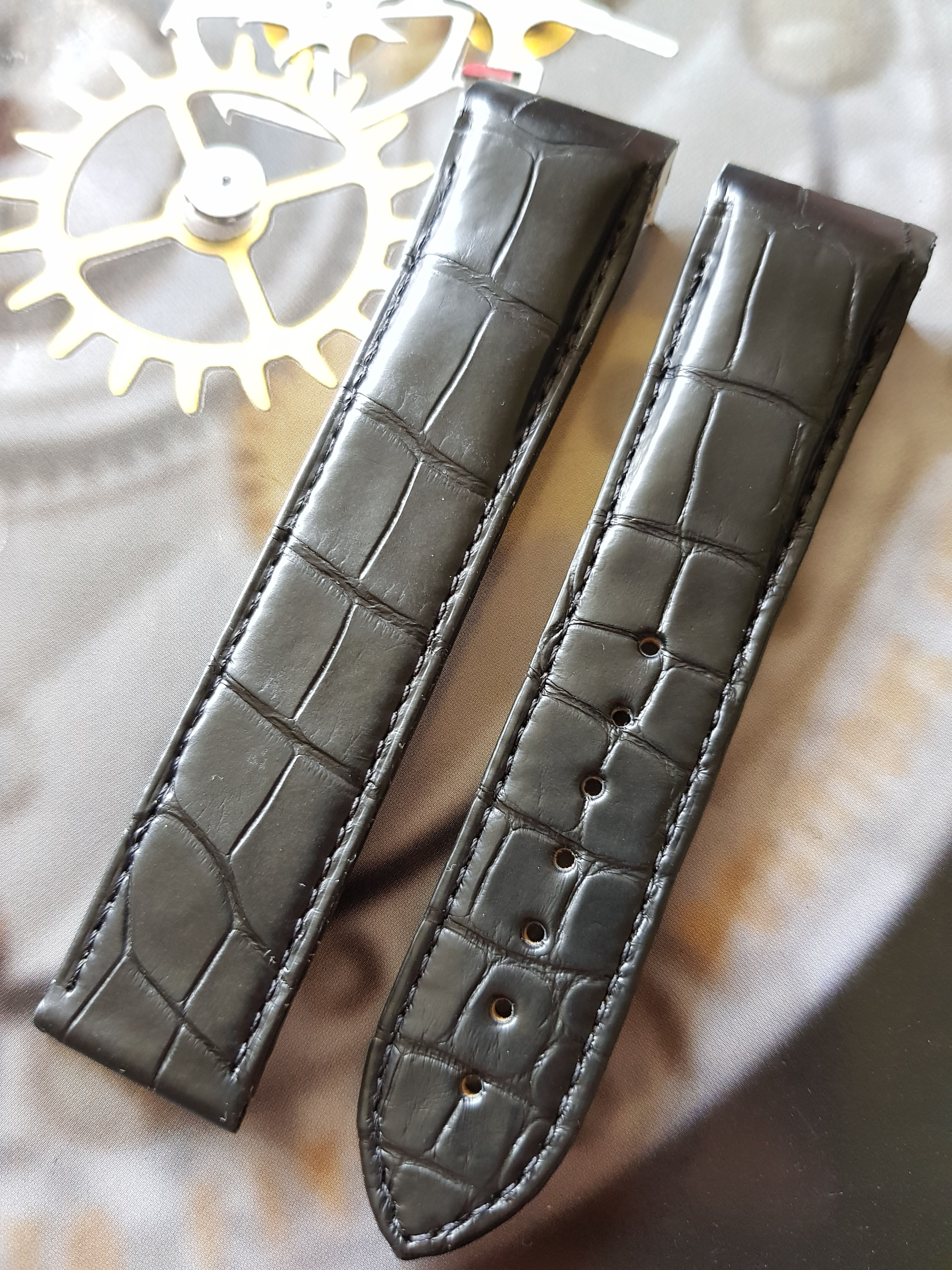 Omega Seamaster c.8500 Planet Ocean 22mm 98000370 BLACK Alligator Strap