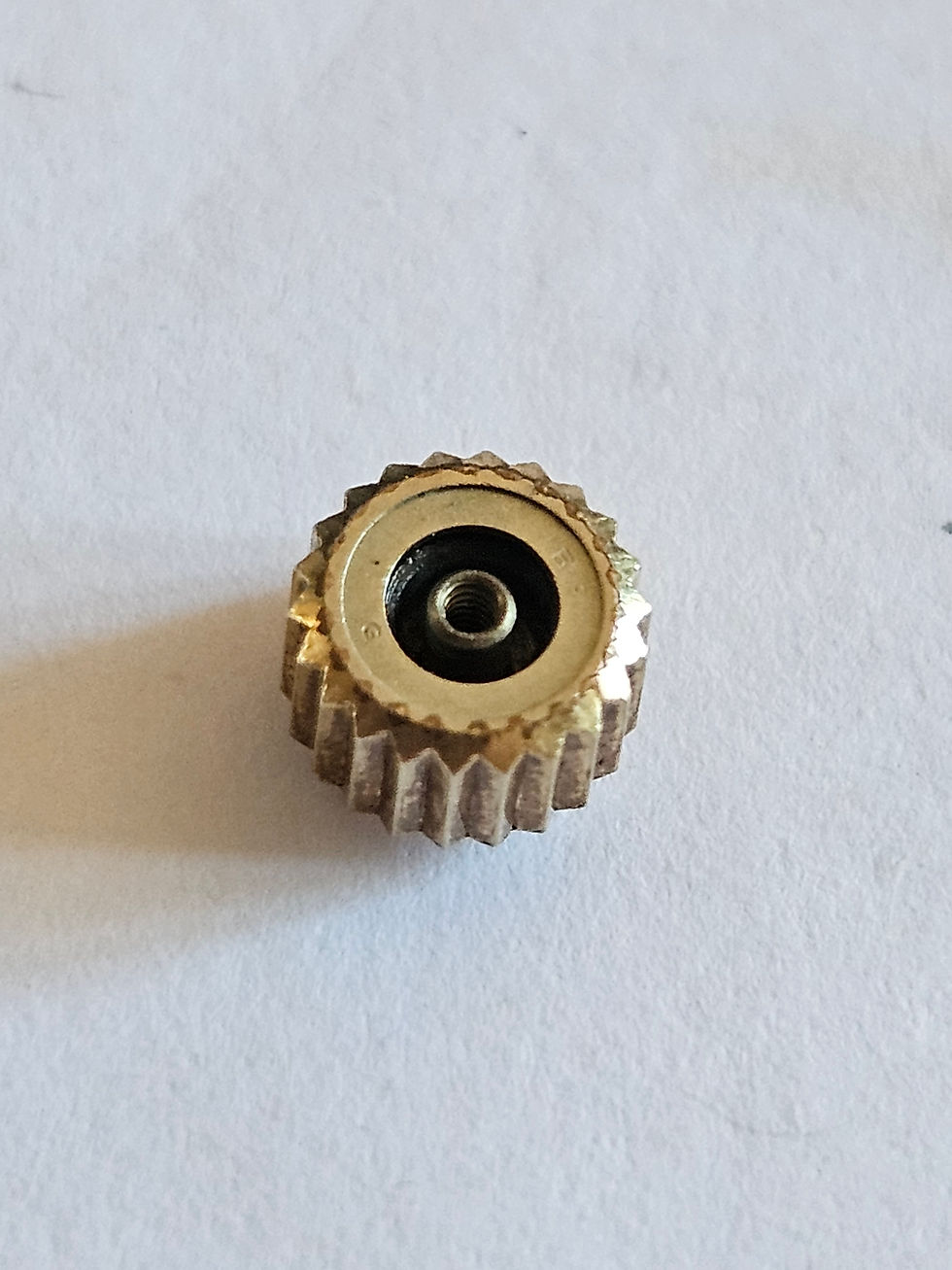 Thumbnail: Omega Speedmaster 069sx42065 Gold Plate Crown