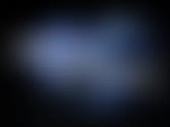 A digital brain hologram above a laptop symbolizing Smteon Academy and digital learning.