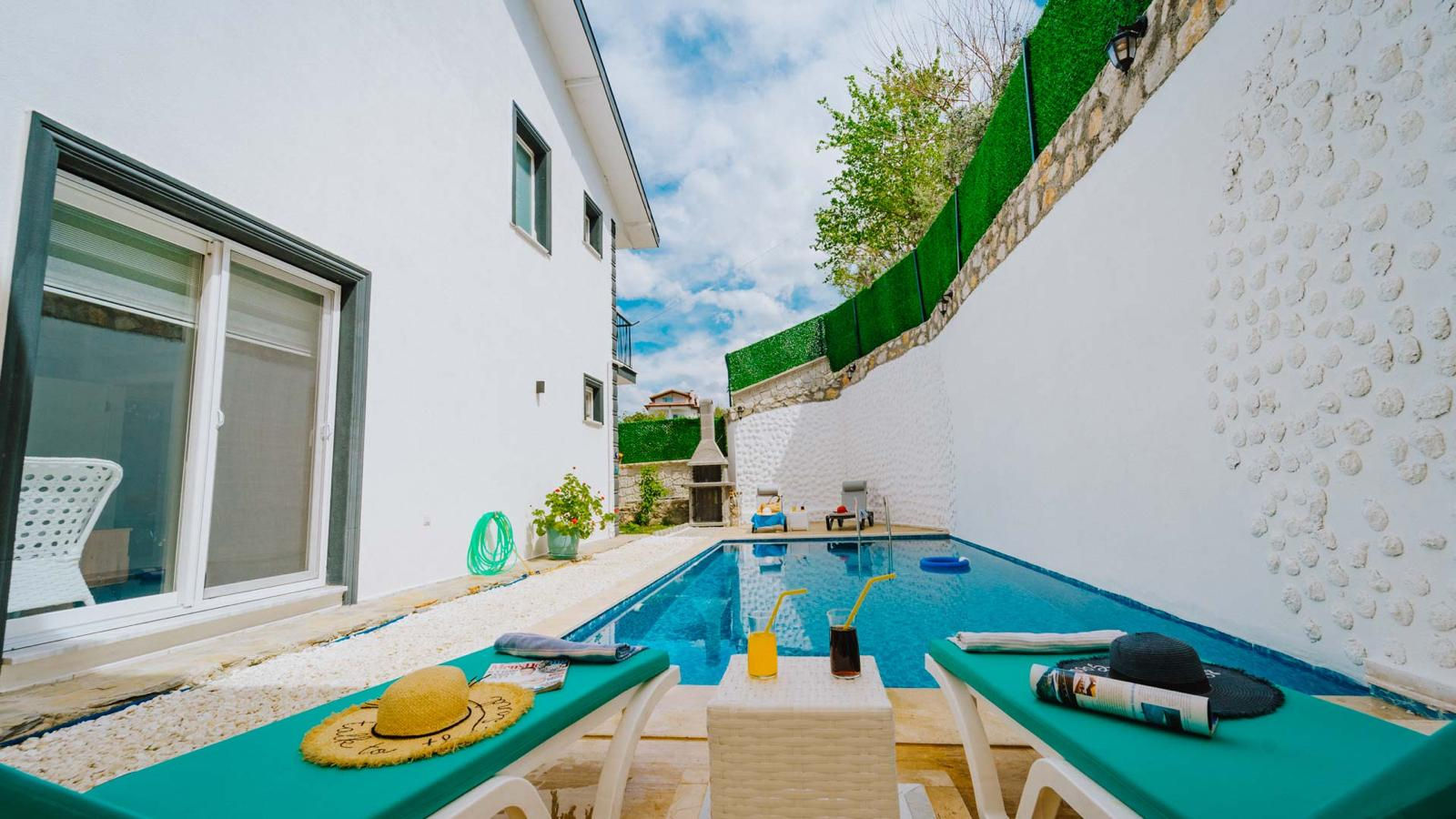 S.kemer döğer villa🛀3banyo📶internet🏊özel havuz