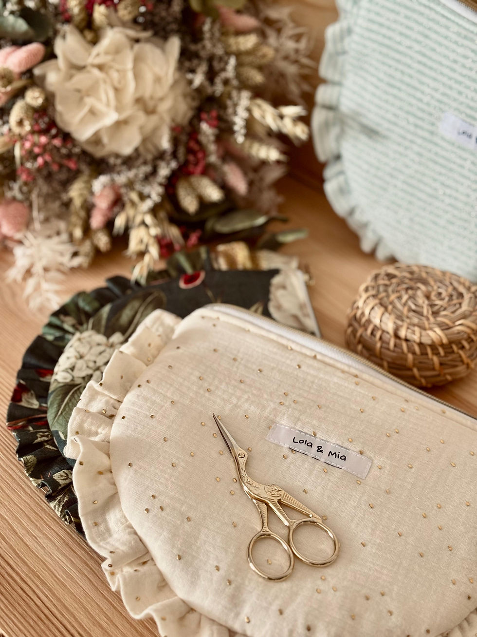 Miniature : POCHETTE PLATE A VOLANTS