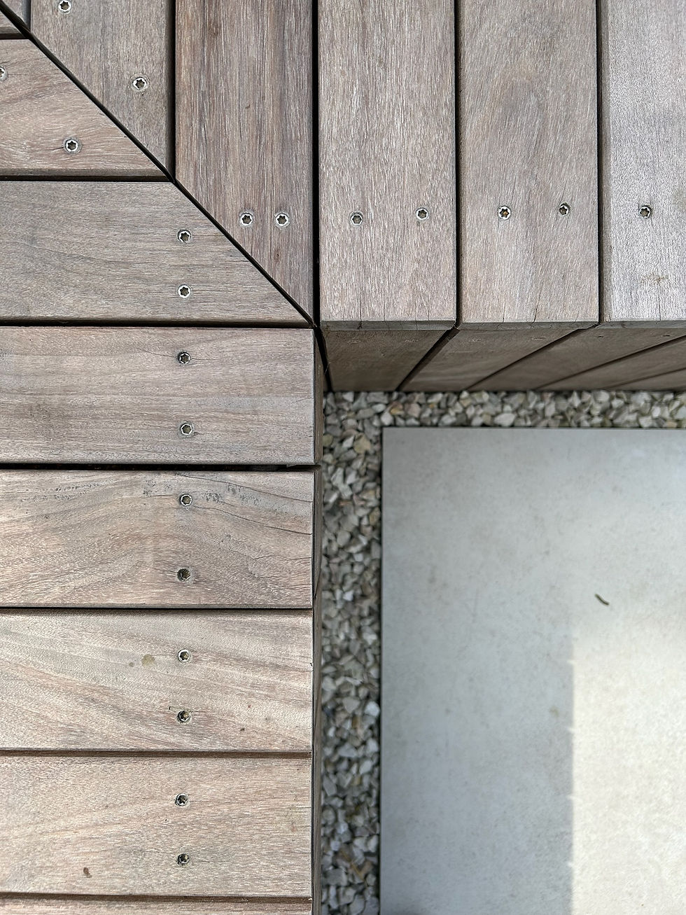 Banc en bois à Luxebourg