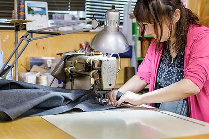 縫製作業の様子