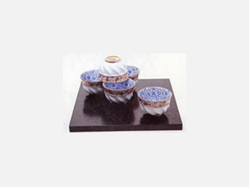 京泉作の葉椿詰汲出