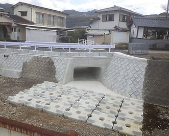 河川