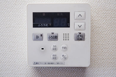 給湯器のリモコン