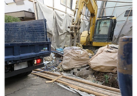 解体後の廃棄物はしっかり分別して運搬