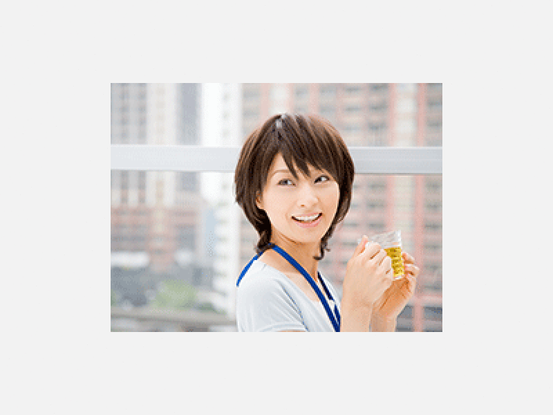 笑顔の女性
