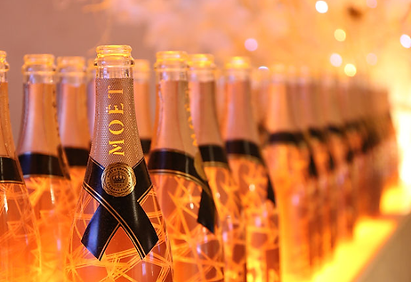 MOET