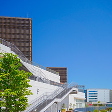 商業施設の外観