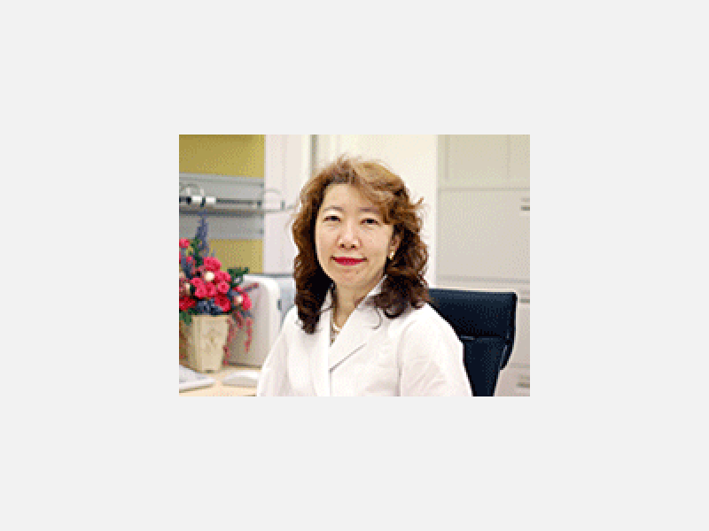女性