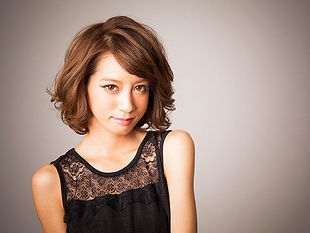 女性