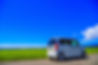 青空と軽自動車
