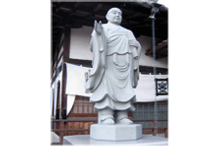 日蓮聖人像