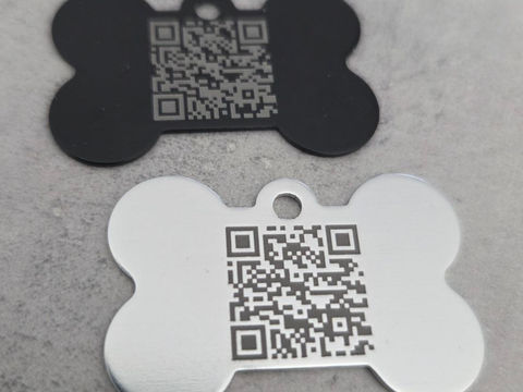 une médaille pour chien gravée et personnalisée