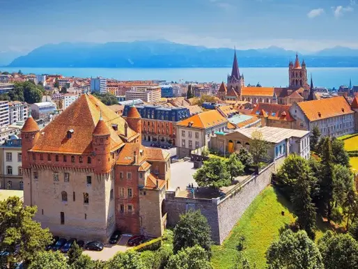 Lausanne : sécurité urbaine et élégance au bord du lac Léman